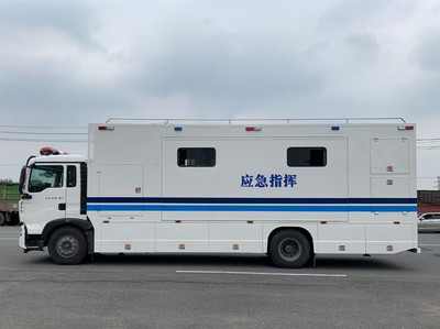 上汽大通應急救援通訊指揮車 移動的智慧中樞，守護生命安全的堅實堡壘